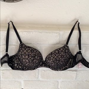 Sexy Black Lace Victoria’s Secret Bra